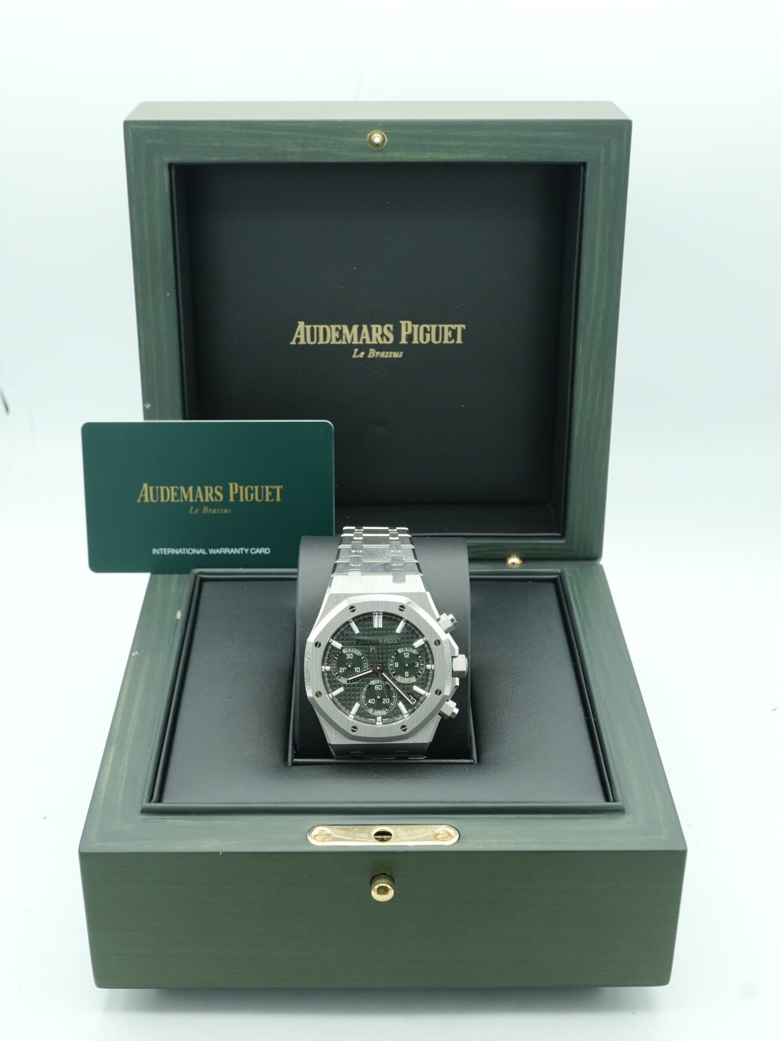 Audemars Piguet Royal Oak 41 mm / 50th Anniversary Green - Image 2