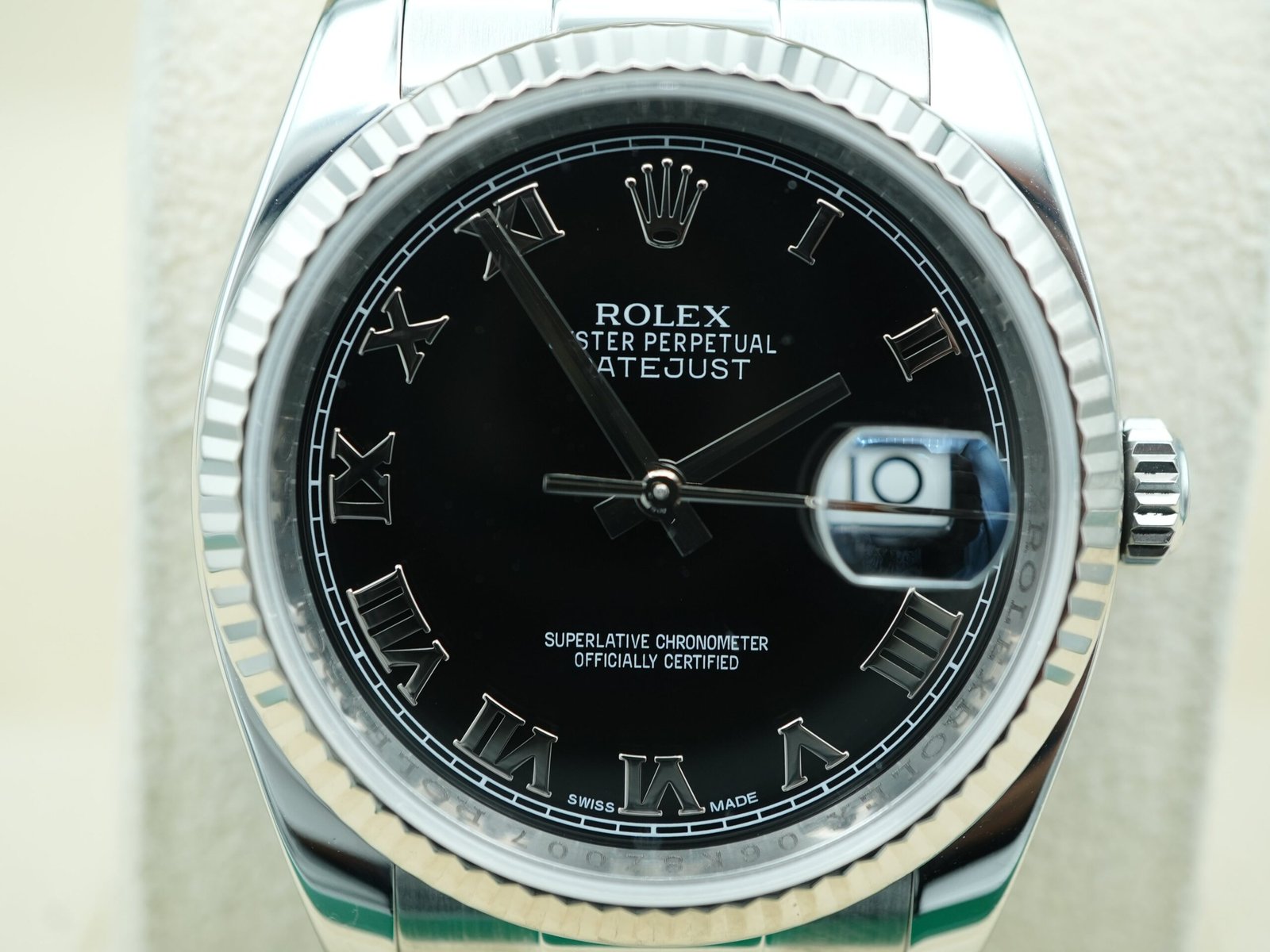 Rolex Datejust 36 mm / Black Roman – Oyster - Image 3