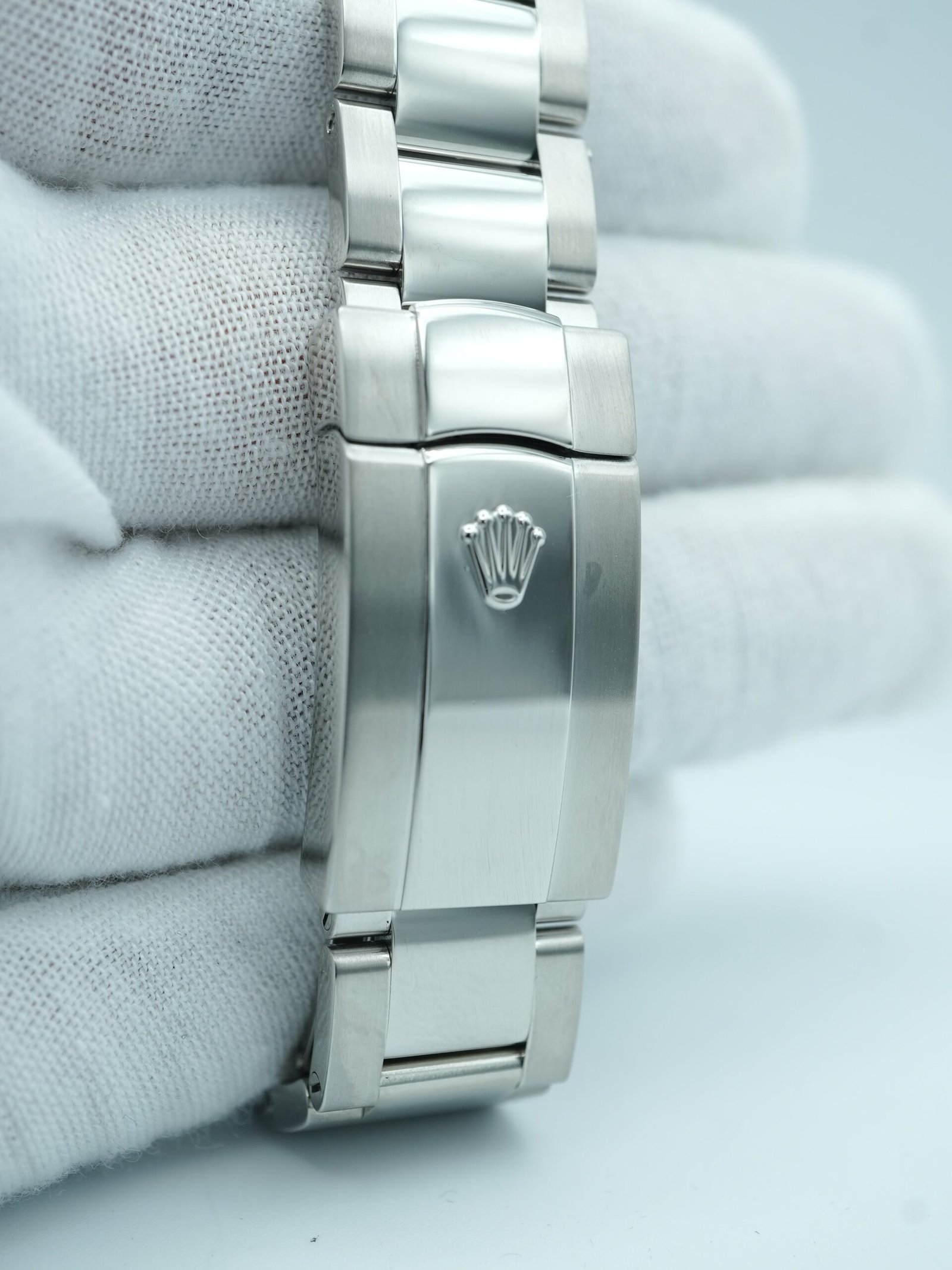 Rolex Datejust 36 mm / Black Roman – Oyster - Image 5