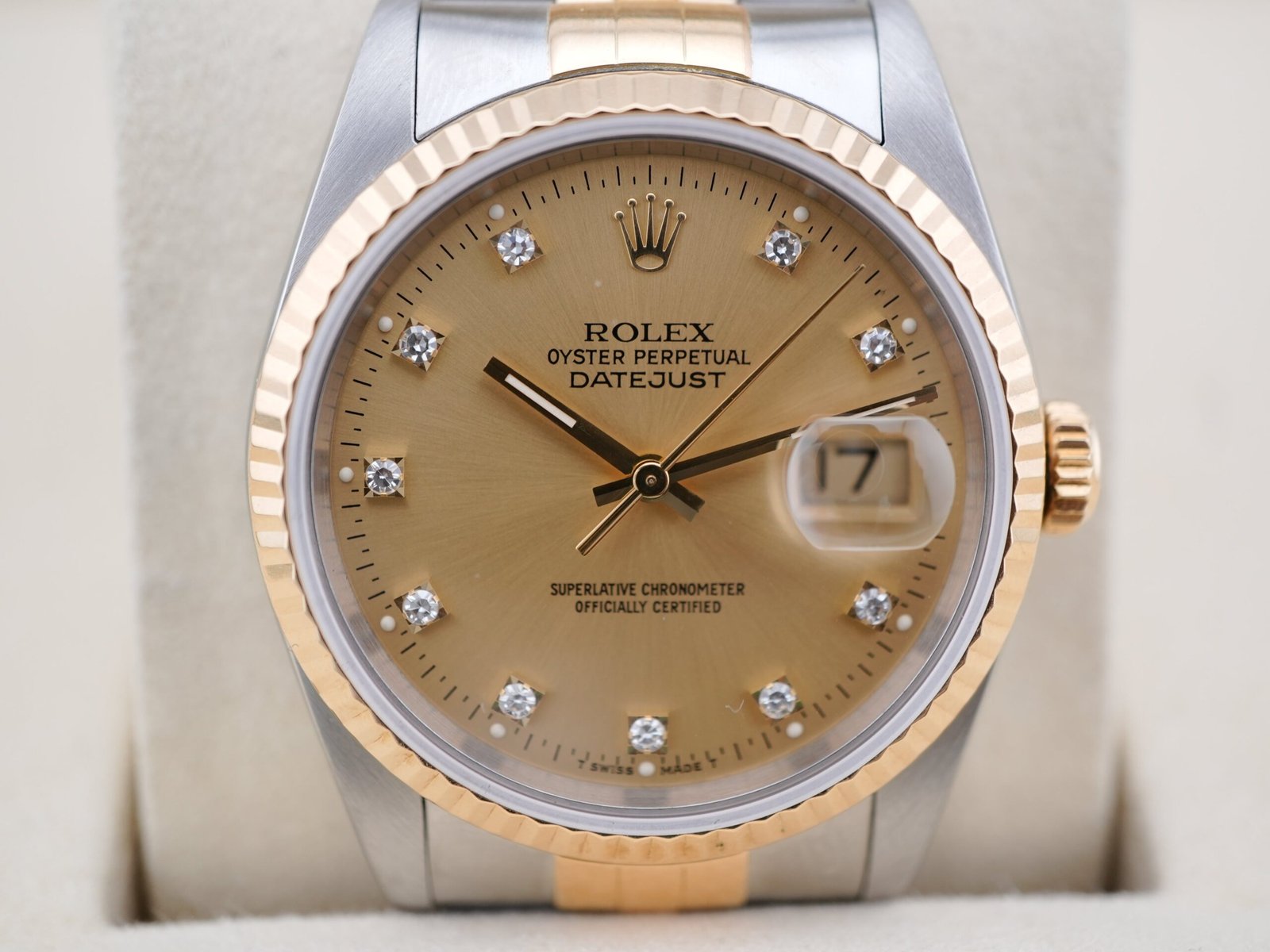 Rolex Datejust 36 mm / Champagne Diamond – Jubilee - Image 3