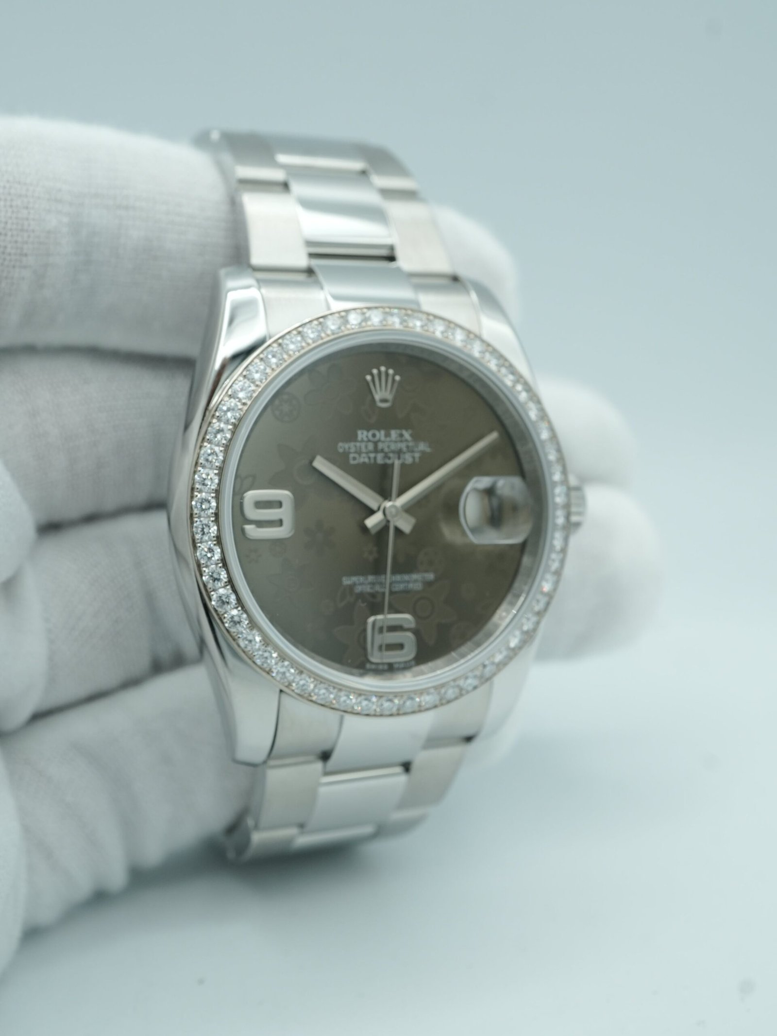 Rolex Datejust 36 mm / Floral Diamond – Oyster - Image 4